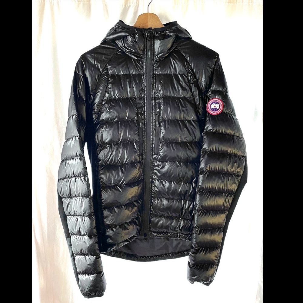 Canada Goose -- Men's HyBridge Lite Tech Down Hoody Jacket -- Size Large